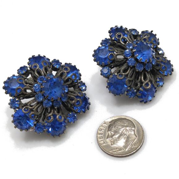 Vendome Blue Rhinestone Floral Clip Earrings, Antiqued Silver Tone, Vintage - Picture 10 of 10